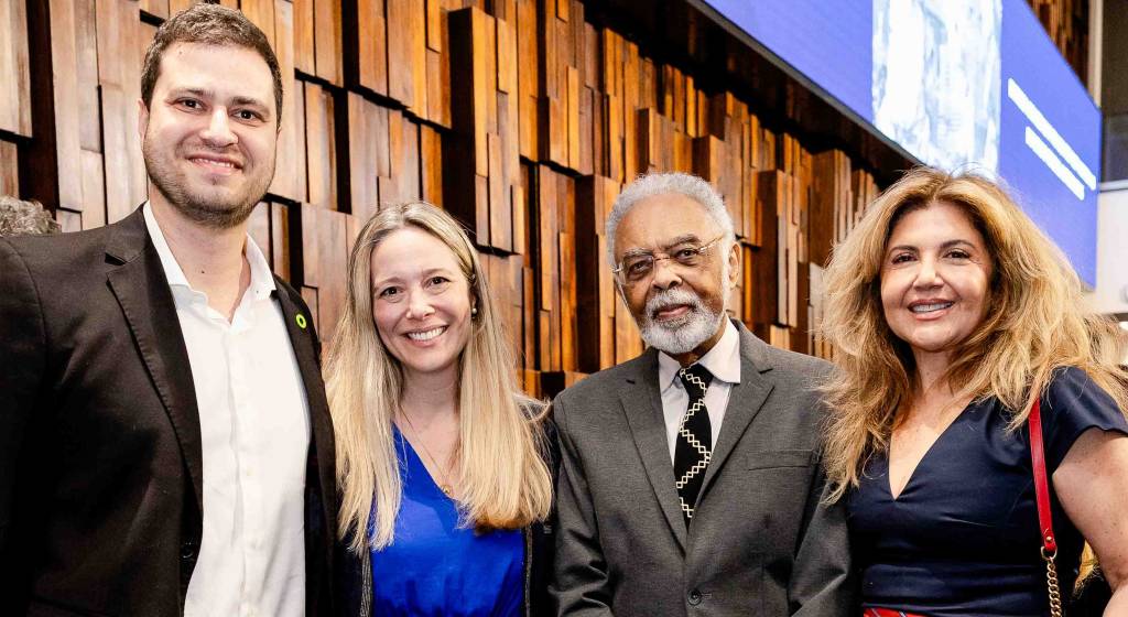 A força de Gilberto Gil: 1º evento social do artista