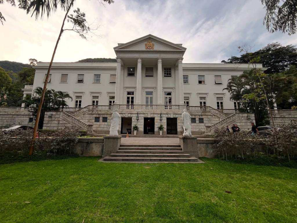 Rafael Bokor: o Palácio da Cidade já foi sede da Embaixada Britânica