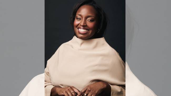 Belize Pombal: “Presenças retintas na TV ajudam a nos tirar do apagamento”