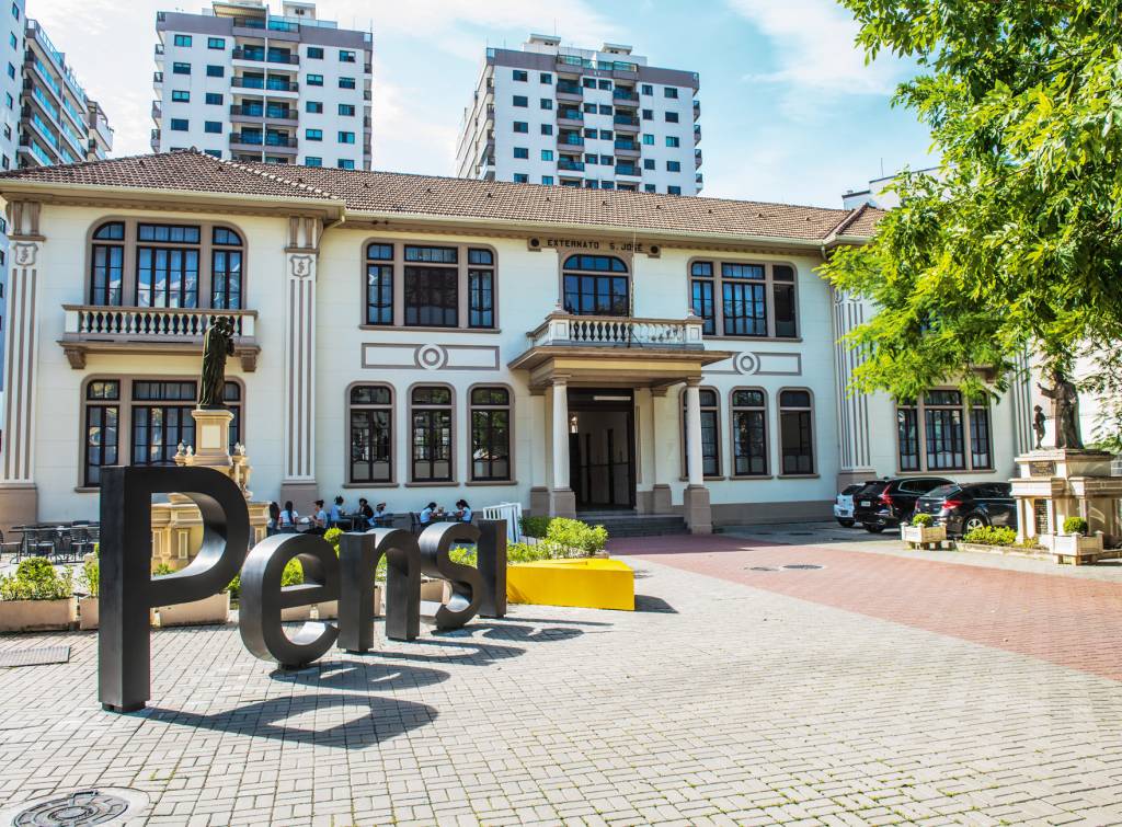 Tudo pela nota 1000: topo do ranking do Enem tem novo dono no estado