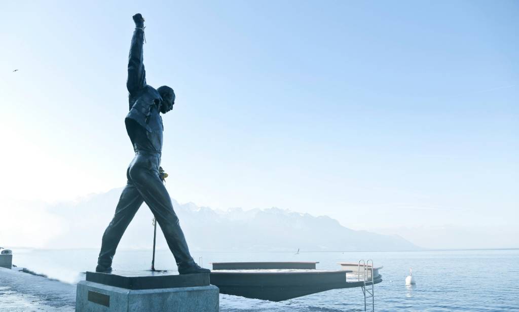 Suposta filha de Freddie Mercury afirma que vai publicar diários do cantor