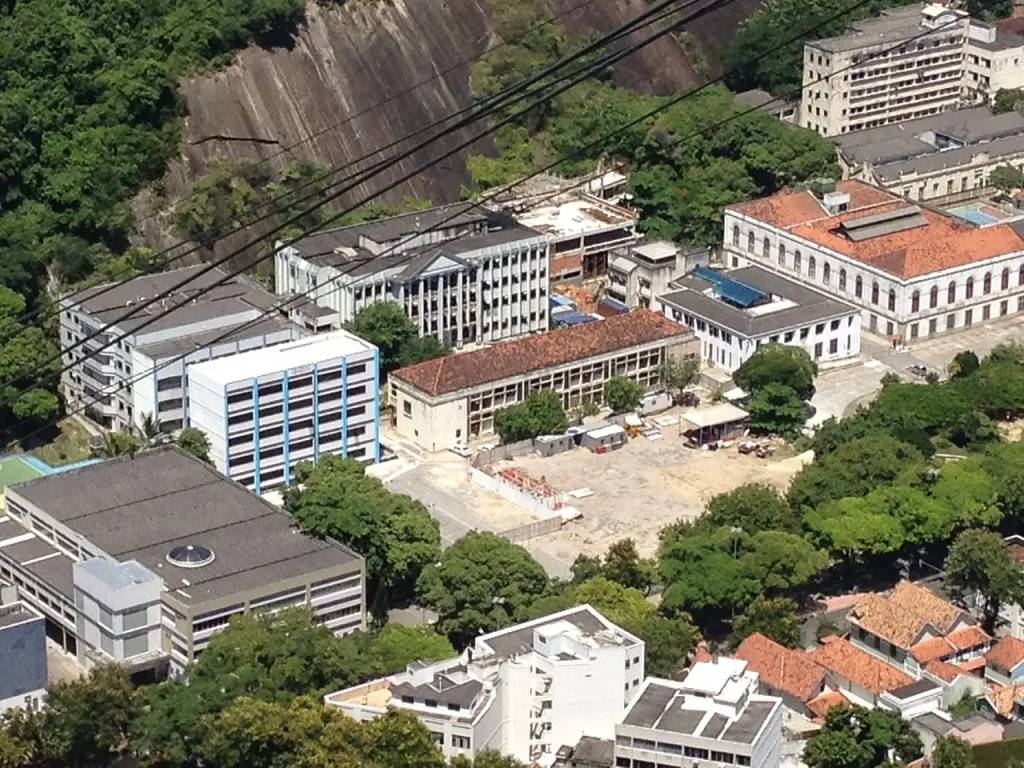 Suspeita de vazamento de gás faz UniRio suspender aulas no campus da Urca