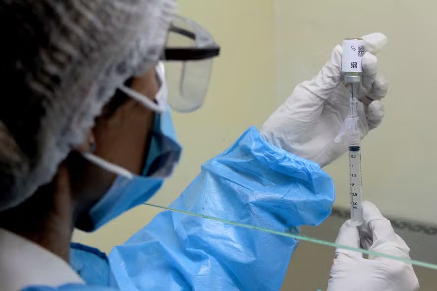 Hospital Geral de Nova Iguaçu testa medicamento injetável contra HIV