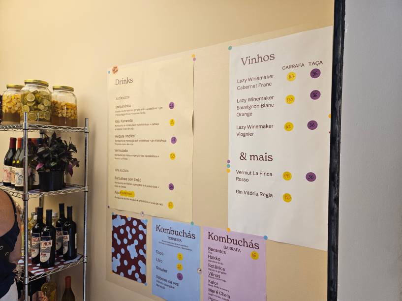 Borbulhas: kombuchás, vinhos naturais e vermutes artesanais