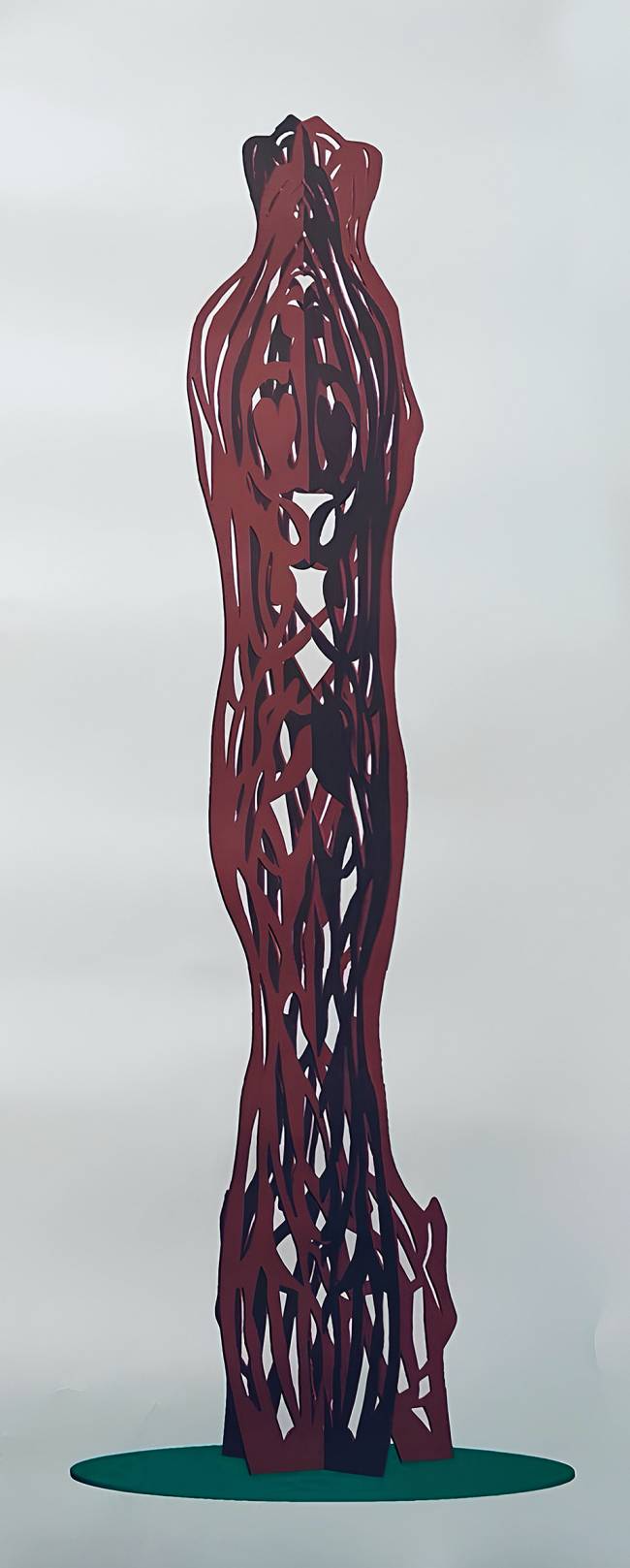 Peso pesado: Escultura em homenagem à companheira Lena tem 180 quilos