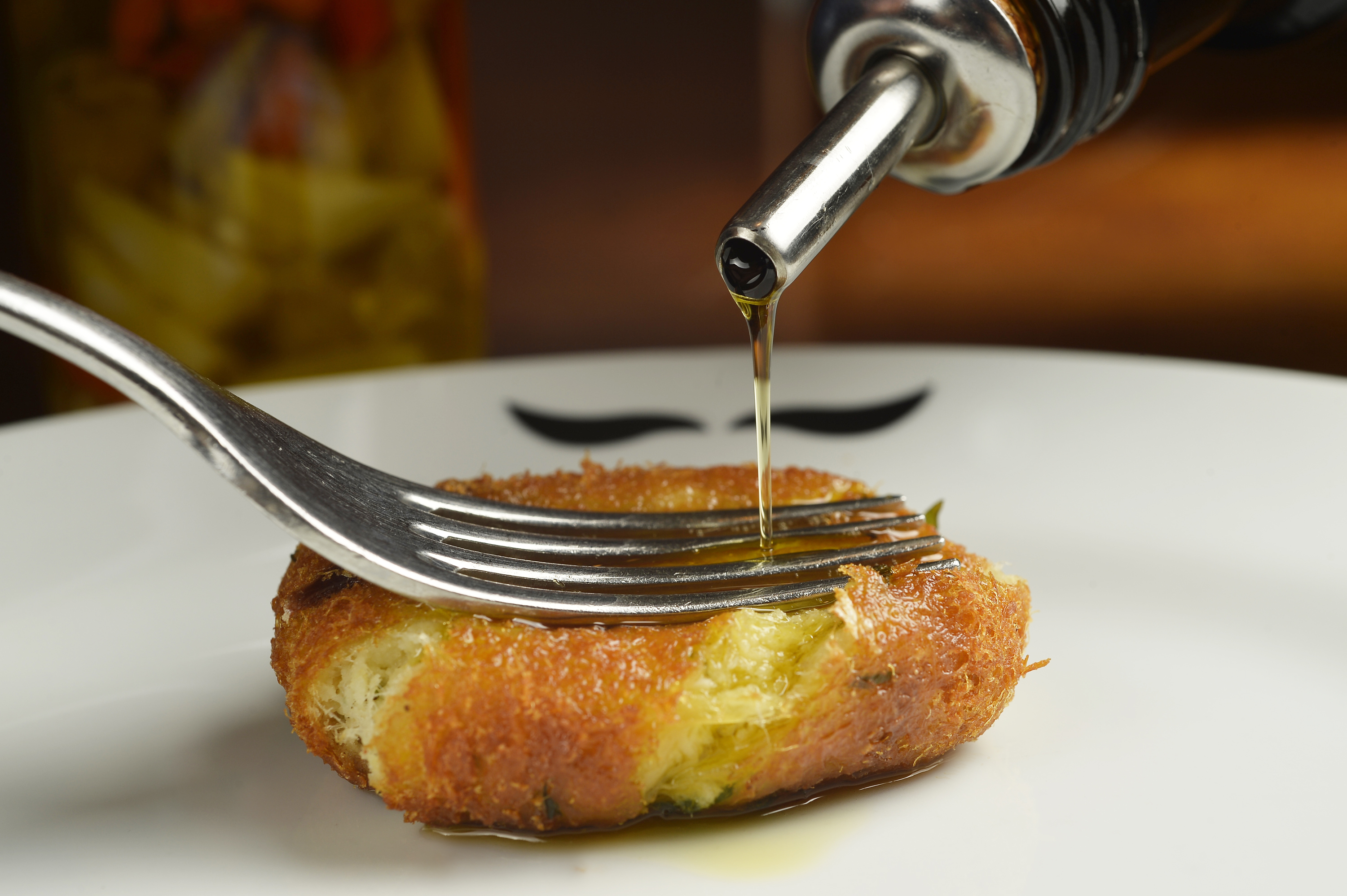 Bolinho de bacalhau do Adeg&atilde;o Portugu&ecirc;s