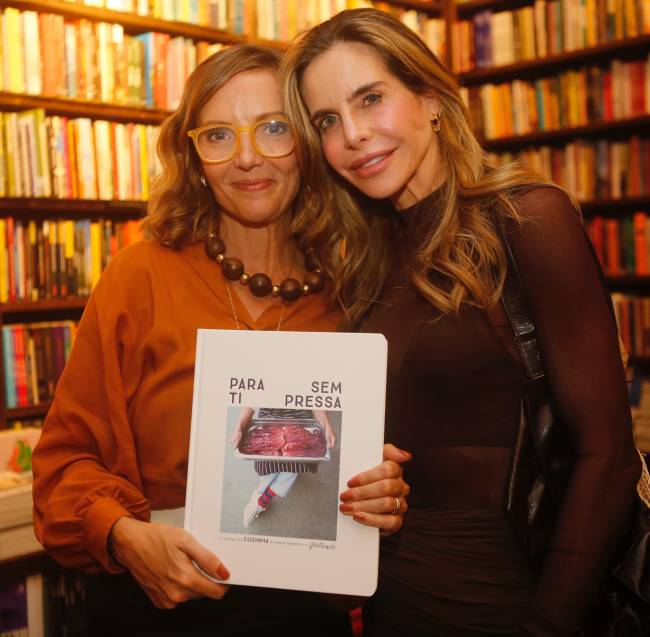 Gisesla Schmitt e Astrid Monteiro de Carvalho