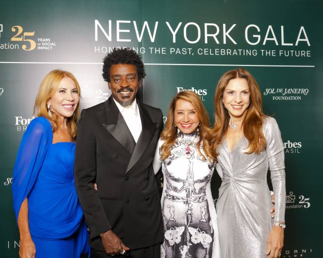 Hannah Turner Harts/BFA.com