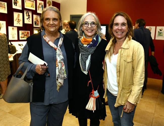 _DSC0520 Maria Cecília Almeida e Silva , Olivia Byington e Clara Araújo - EXPOSIÇÃO CHICO CARUSO - SET 2025 - CG