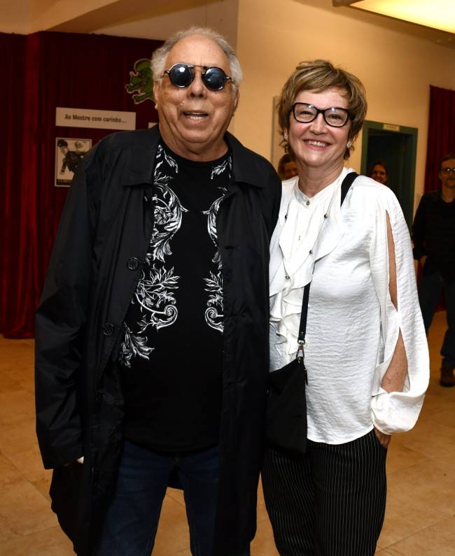 _DSC0570 O casal Jards Macalé e Rejane Zilles - EXPOSIÇÃO CHICO CARUSO - SET 2025 - CG