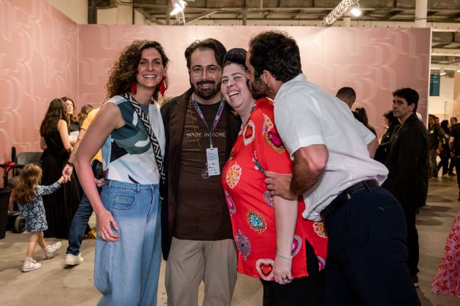 Eva Schvartz, Beto Bardawil e Sol Azulay, Roched Seba cred Bruno Ryfer