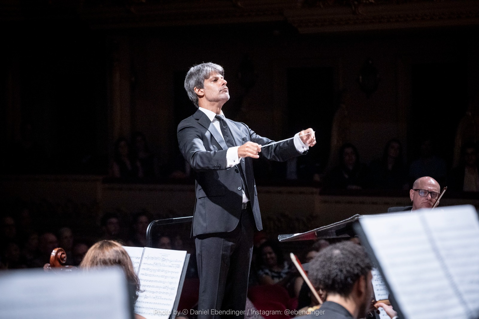 Semana-de-aprendizado-o maestro-Felipe-Prazeres-est&aacute;-animado-para-reger-os-m&uacute;sicos-de-diversas-partes-do-mundo