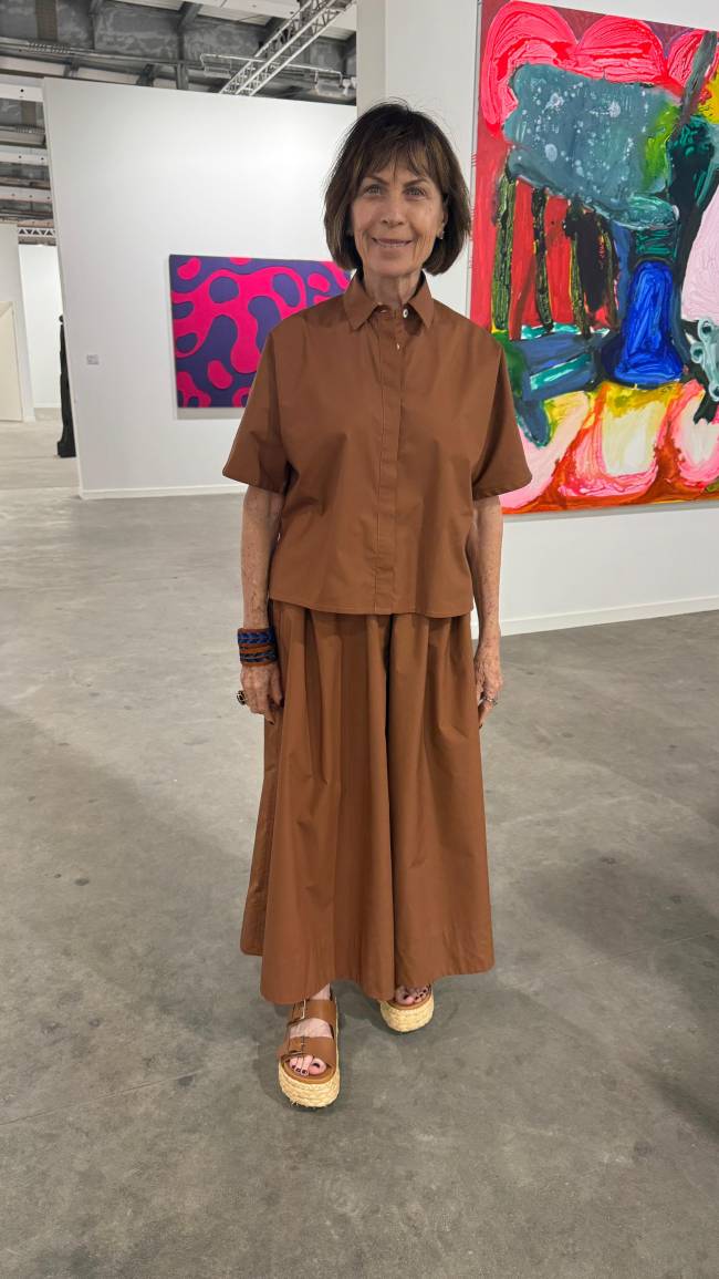 O monocromático novamente, desta vez na cor da temporada