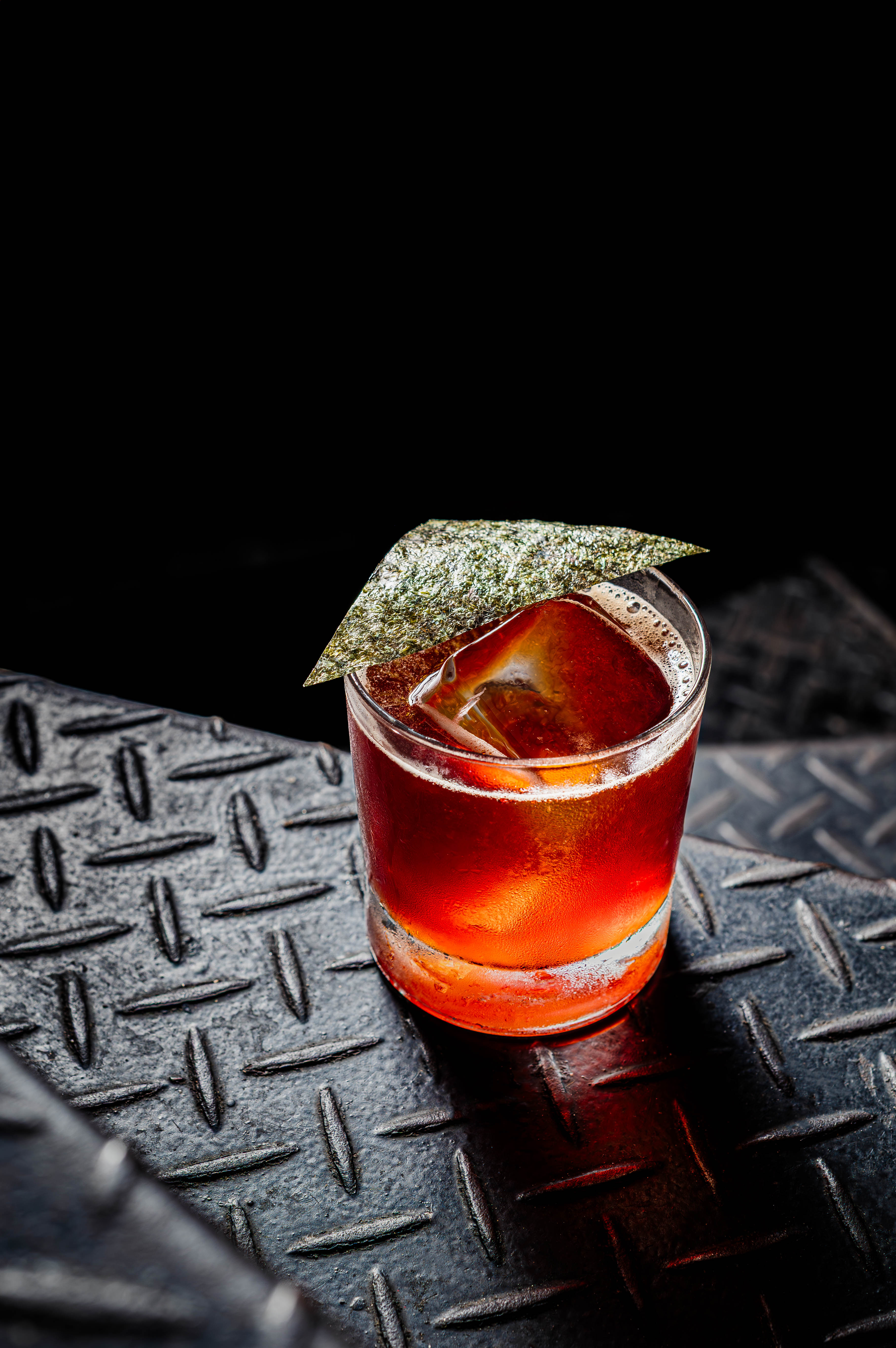 Drinque Nori &eacute; uma das vers&otilde;es de negroni do Liz