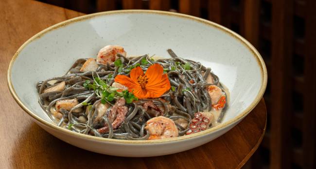 Peixoto Sushi lança menu degustação em Botafogo