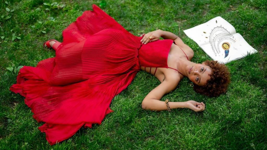 Quem é Tadáskía, artista carioca considerada em ascenção pela Time