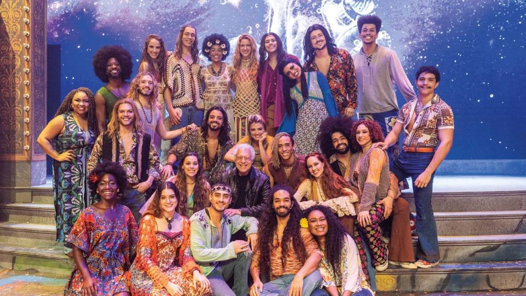 Na plateia de Hair, Antonio Fagundes reflete sobre repressão e liberdade