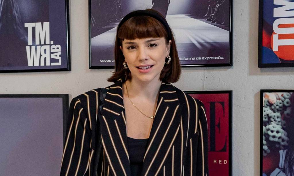 Alice Wegmann mostra cortes de cabelo testados para viver Solange