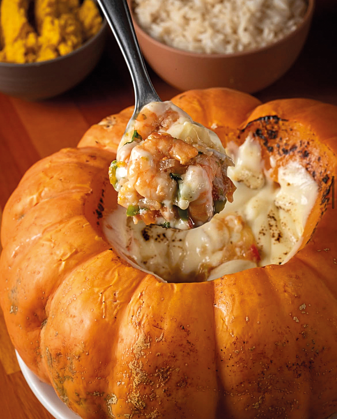 Aconchego Carioca: camar&atilde;o e requeij&atilde;o gratinado