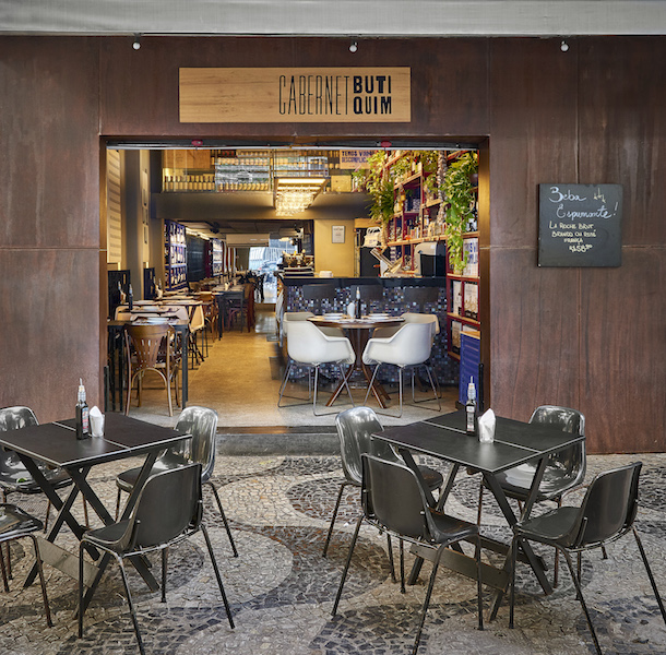 Premiado bar de vinhos em BH