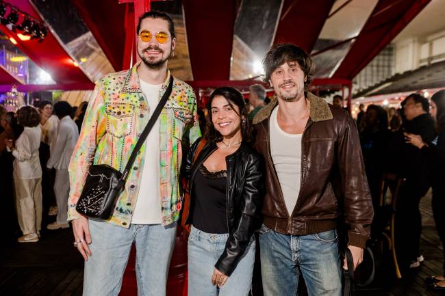 Caio Bucker Maria Carol Rebello Ivan Mendes_0295