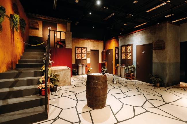 Expo Chaves RJ (10).jpg Memória Afetiva: vila do Chaves e seus personagens são revisitados em exposição