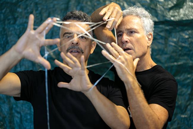 Gustavo-Gasparani-Isio-Ghelman-em-Nas-Selvas-do-Brasil-foto-Nil-Caniné