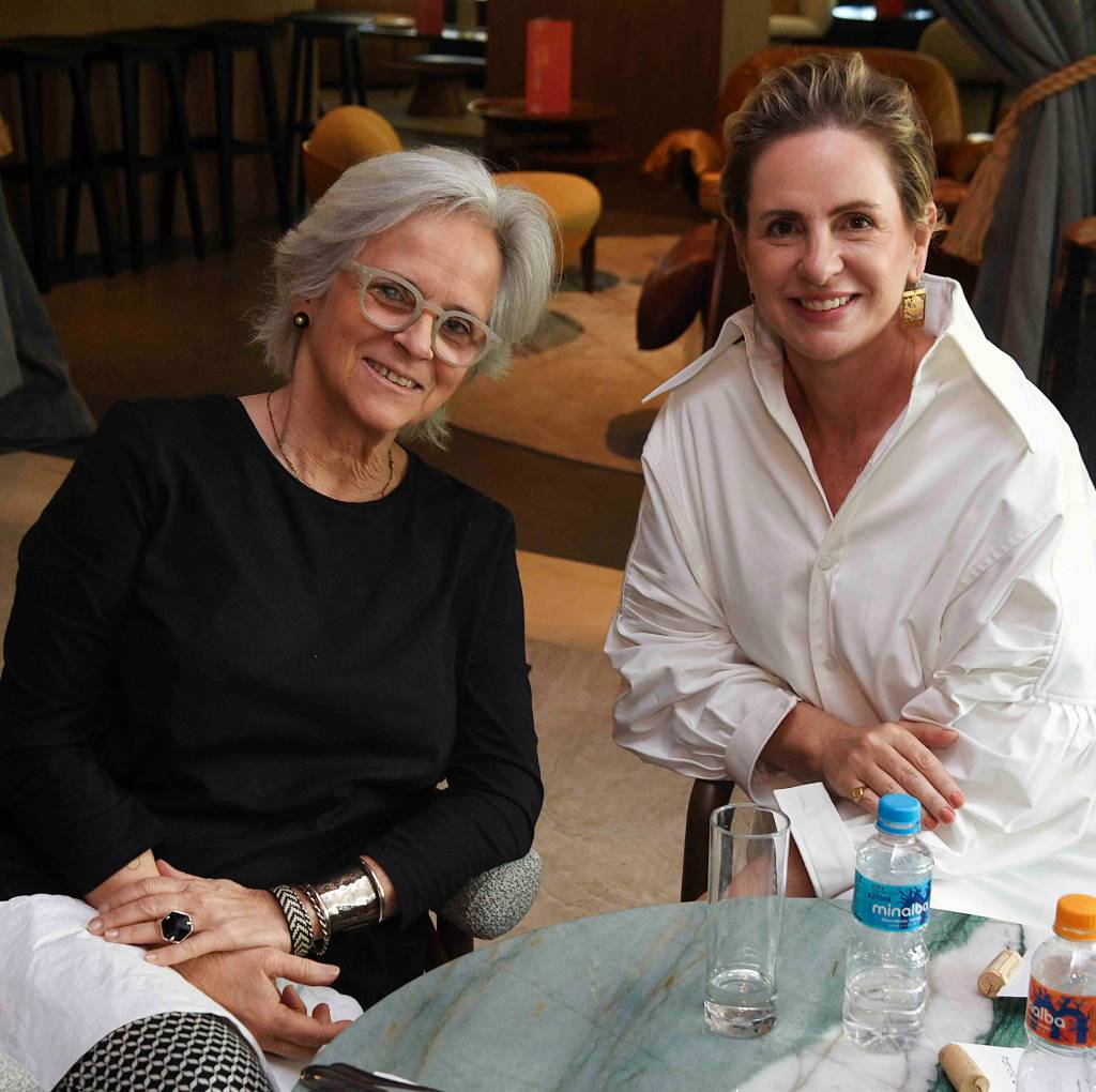 Zilah Garcia: arte com plástico das praias