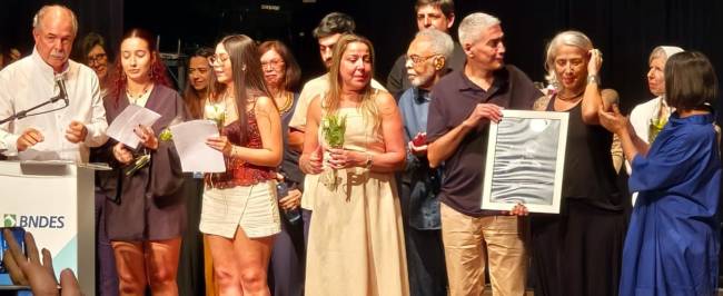 Aloizio Mercadante (no canto esquerdo), com as argentinas e uruguaias