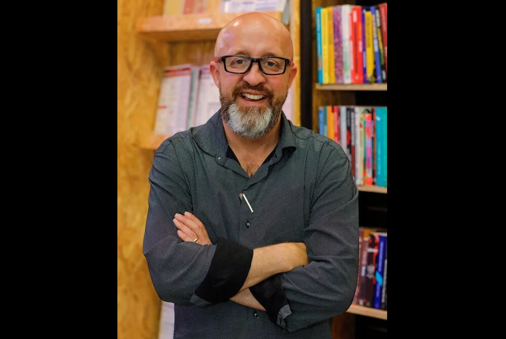 Carpinejar: literatura tatuada — o corpo como página