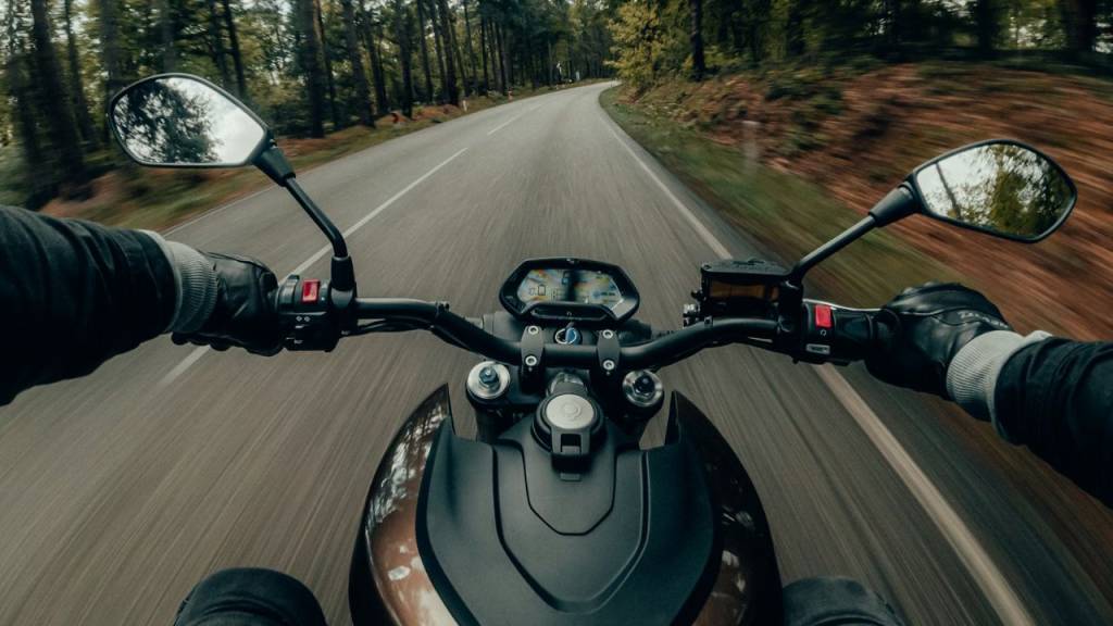 Passageiros optam por moto para economizar tempo, aponta pesquisa