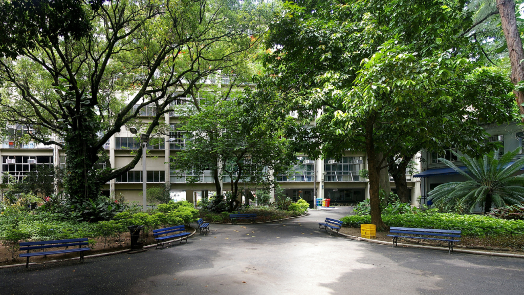 Homem que matou duas mulheres no Cefet já havia sido afastado