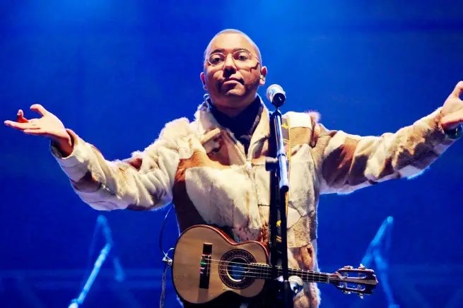 Por que o sambista Dudu Nobre entrou na mira da prefeitura