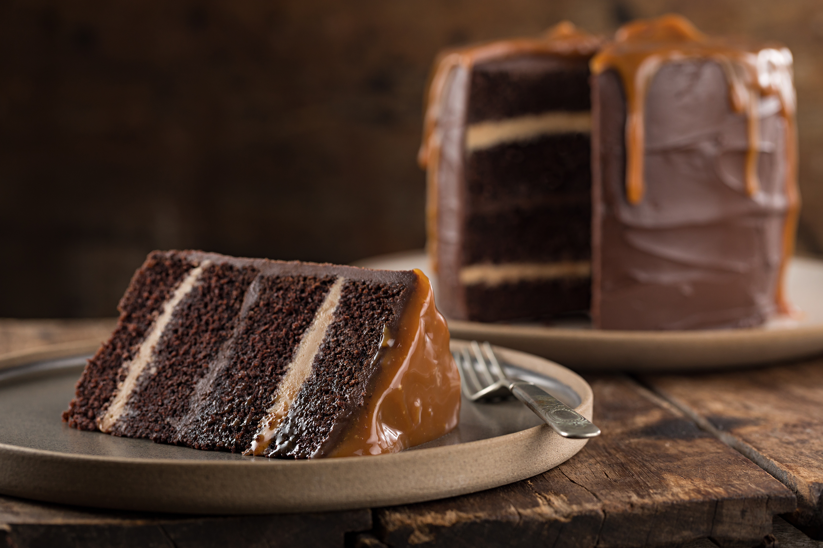 bolo de chocolate com caramelo e flor de sal da Afag&aacute;