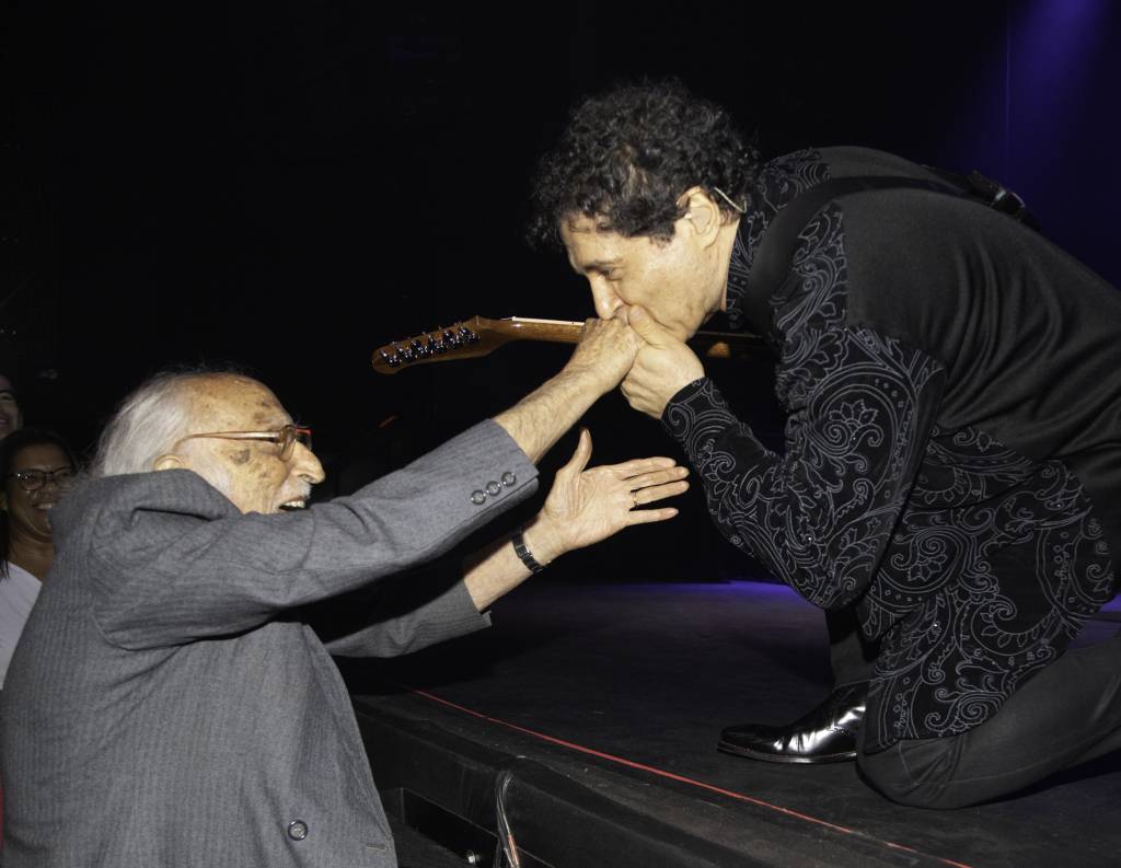 O que faz o pai do Frejat para tanto vigor e entusiasmo aos 102 anos?