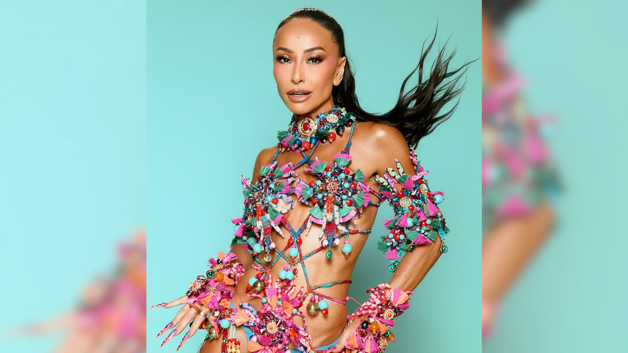 Sabrina Sato: rainha de bateria brilha em ensaio da Vila Isabel