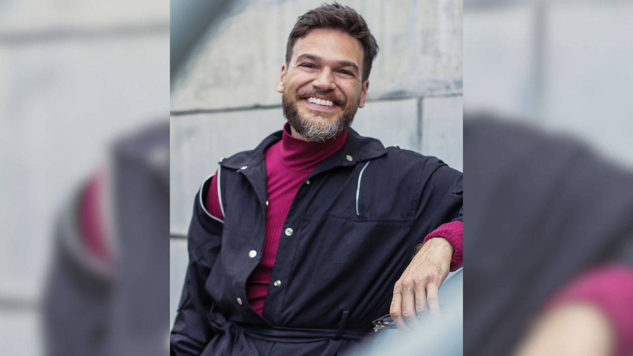 "O celular não pode ser uma extensão da mão", diz Emilio Dantas