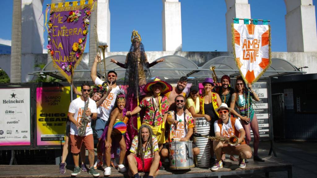 É Carnaval! Me Enterra na Quarta e Sinfônica Ambulante tocam no Circo Voador
