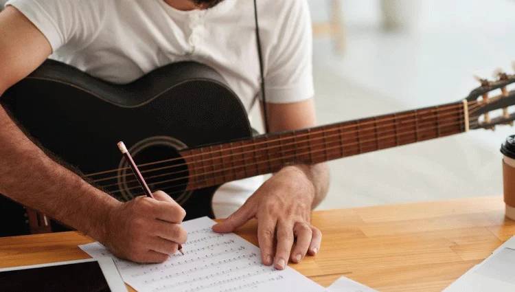 Dia do Compositor: a mais tocada no país é aquele “hino” sertanejo