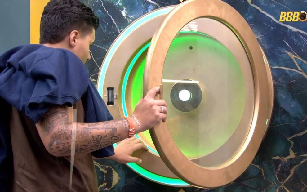 BBB, denúncia e engajamento: a matemática torta da fama. Psi comenta