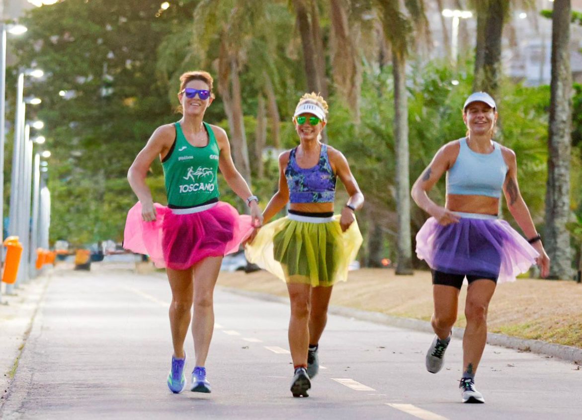 Eu e minhas amigas corredoras Marcela Mendes e Maria Clara Rebouças