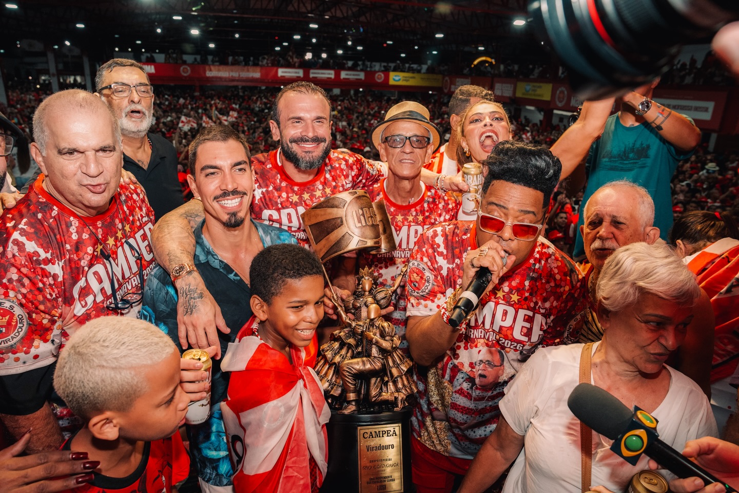 Viradouro campeã: o que disseram Juliana Paes e Mestre Ciça na comemoração