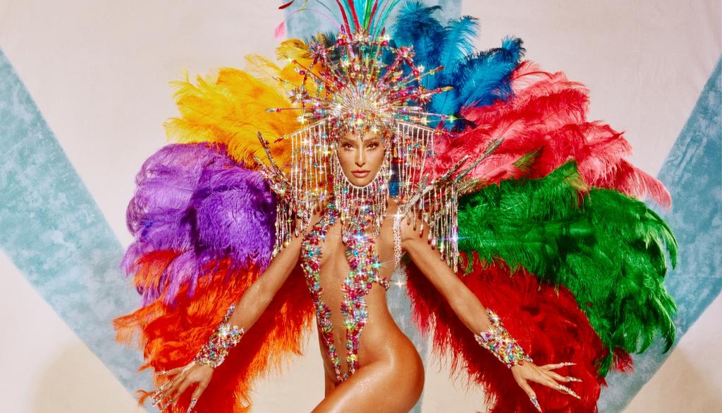 Sabrina Sato: “Até pisar numa escola de samba, eu me sentia um ET”