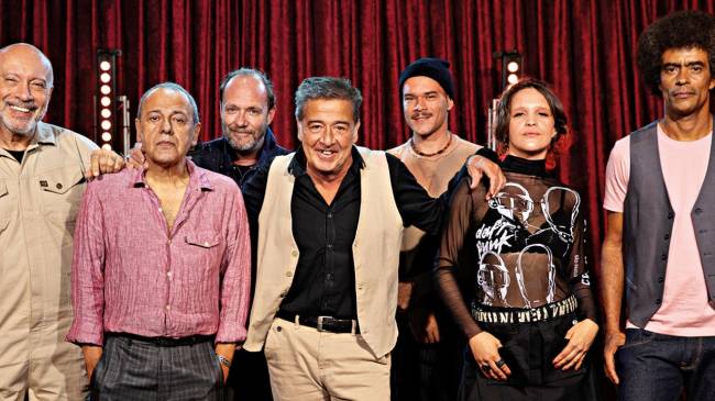 Ira! troca guitarras por violões em revival do show Acústico