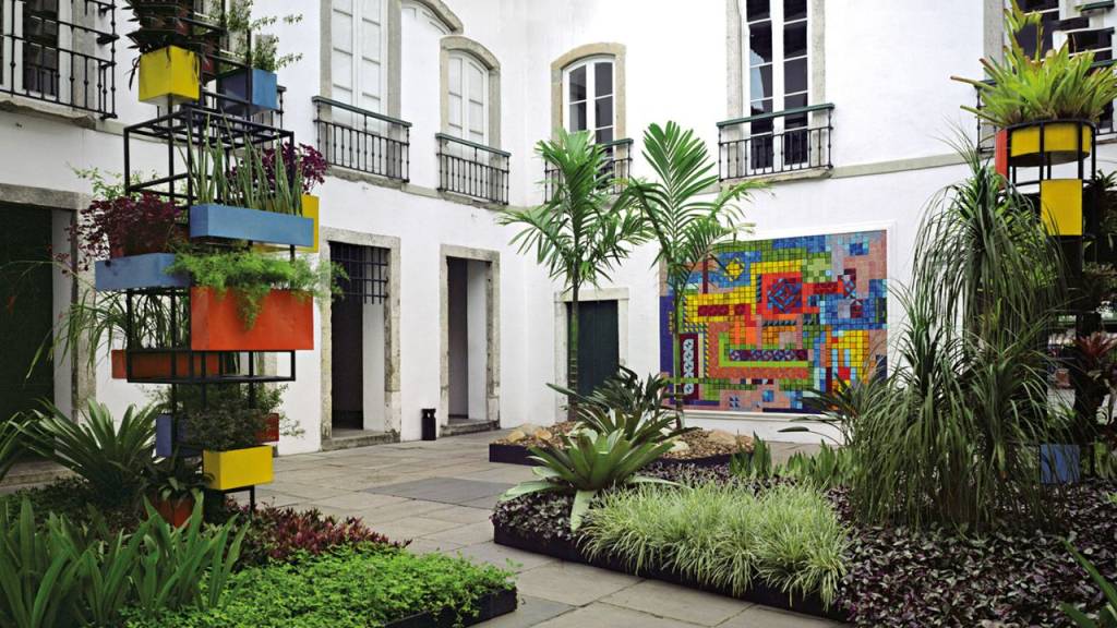 Constelação de artistas celebra 40 anos do Paço Imperial em exposição