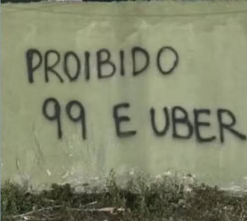Entregadores e motoristas de Uber e 99 denunciam proibição de circulação