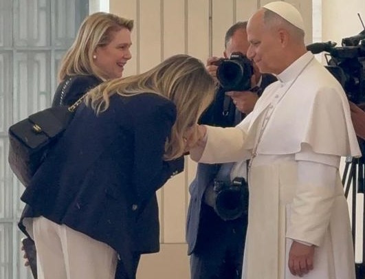 Glória Severiano Ribeiro em encontro com Leão XIV: “Fui à loucura”