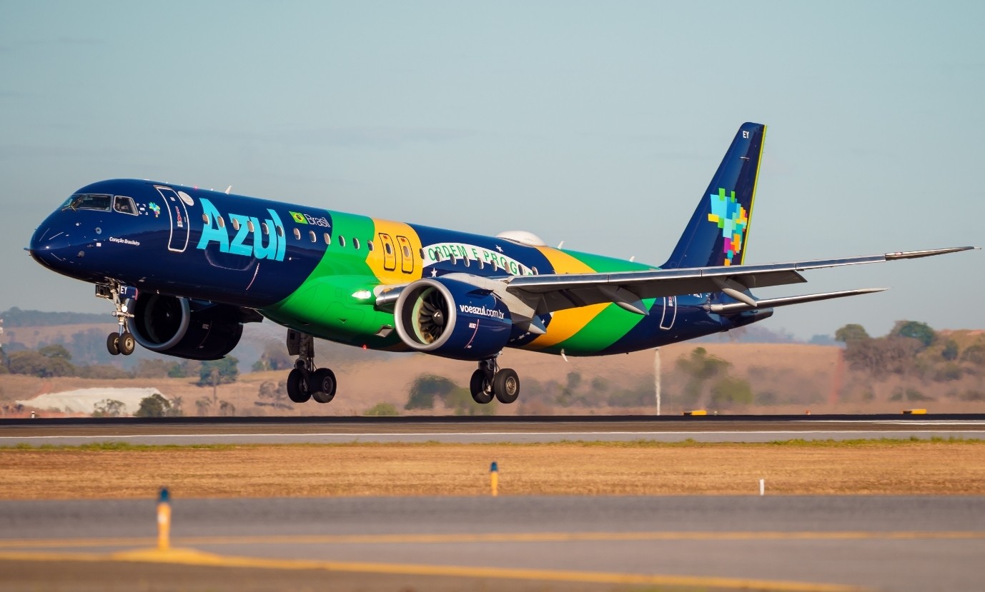 aviao-sobrevoo-rio-selecao