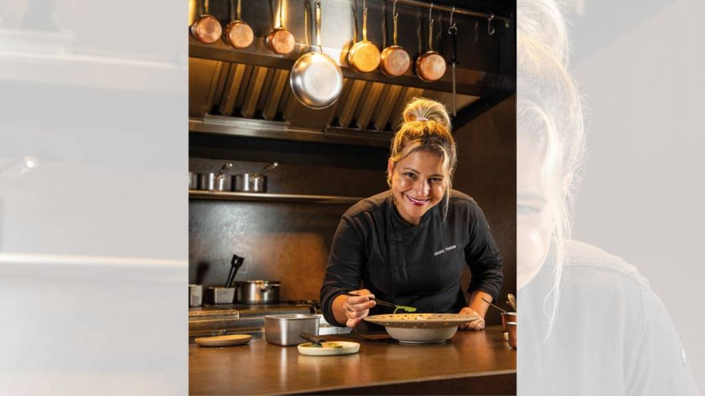 E a chef do ano de VEJA RIO COMER & BEBER 2026/2027 é… Jessica Trindade