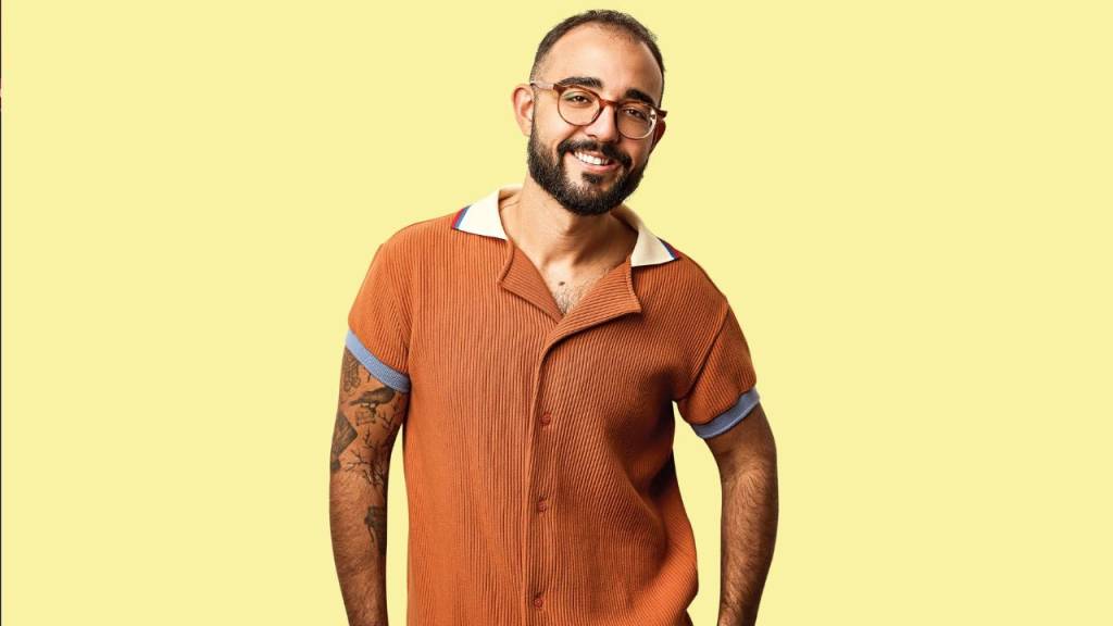 “O mundo voltou a olhar para o Brasil”, diz Raphael Montes